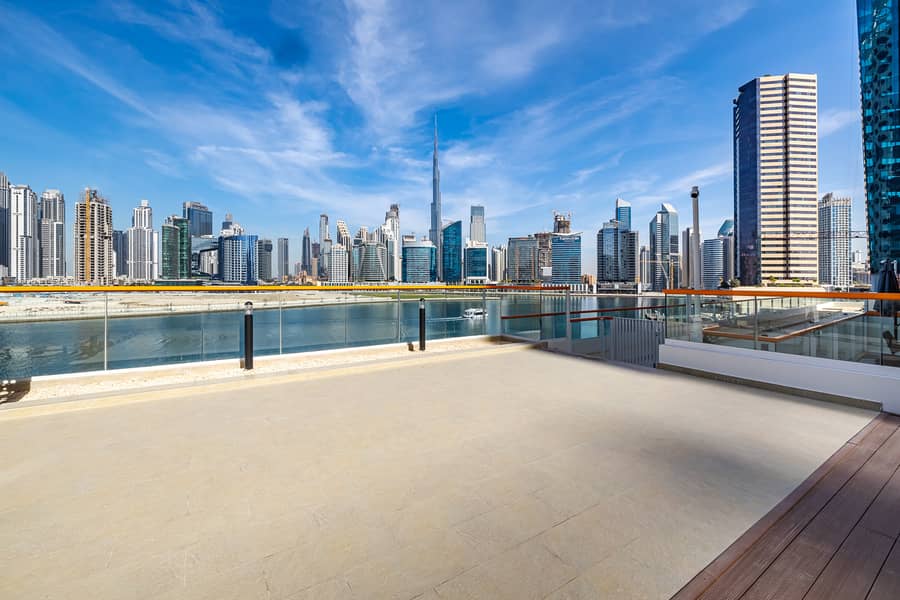 Spacious Studio with Canal View | Ready to Move in - Image 24