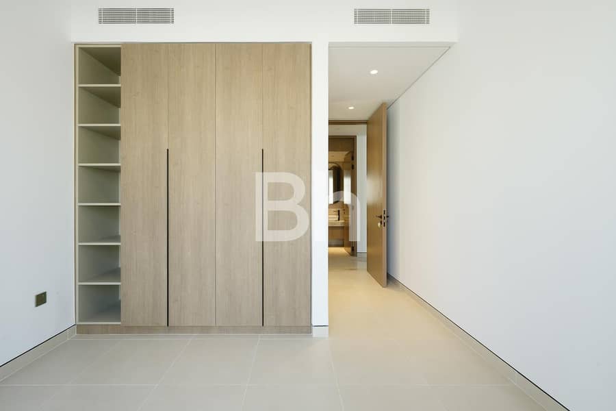 Closed Kitchen I Garden Suite I Brand New - Image 6