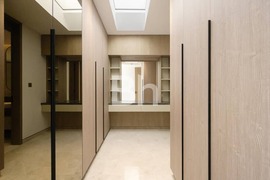 Closed Kitchen I Garden Suite I Brand New - Image 21