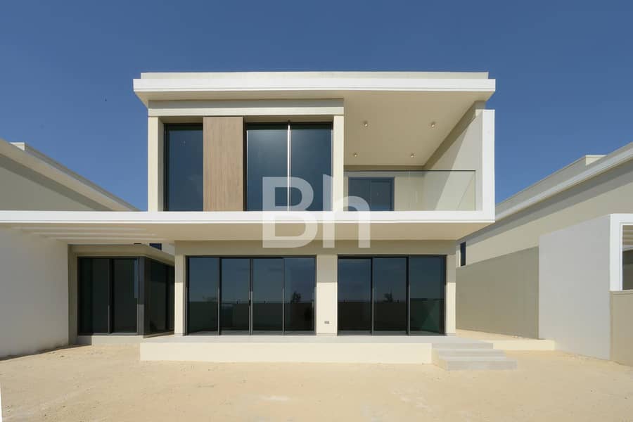 Closed Kitchen I Garden Suite I Brand New - Image 31