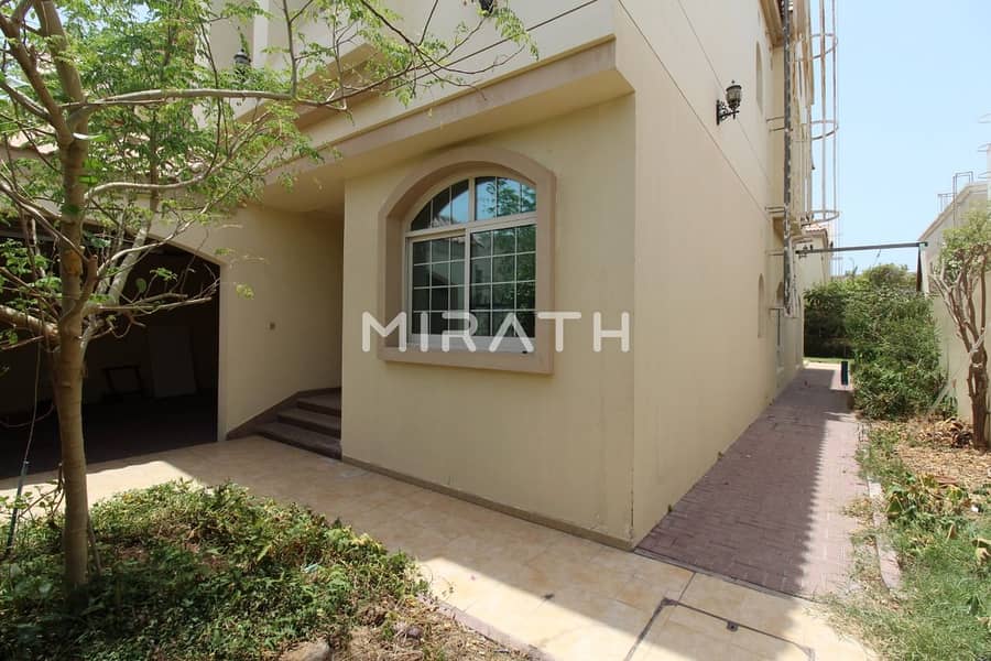4BR Compound Villa | Premium | Shared Pool