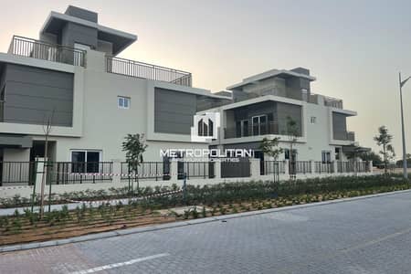 4 Bedroom Townhouse for Sale in DAMAC Hills 2 (Akoya by DAMAC), Dubai - Brand New | 4 Beds | Exclusive Pool and Park View