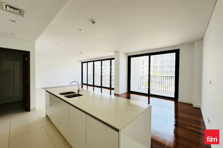 Refined 3BR | Heart of the City | Boulevard Vista