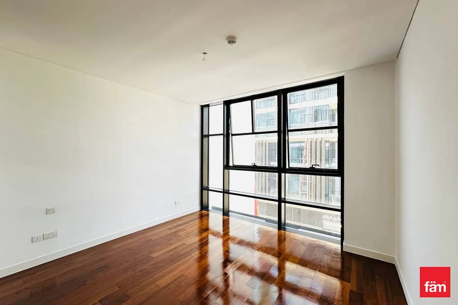 Refined 3BR | Heart of the City | Boulevard Vista - Image 15