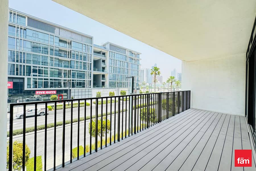 Refined 3BR | Heart of the City | Boulevard Vista - Image 18