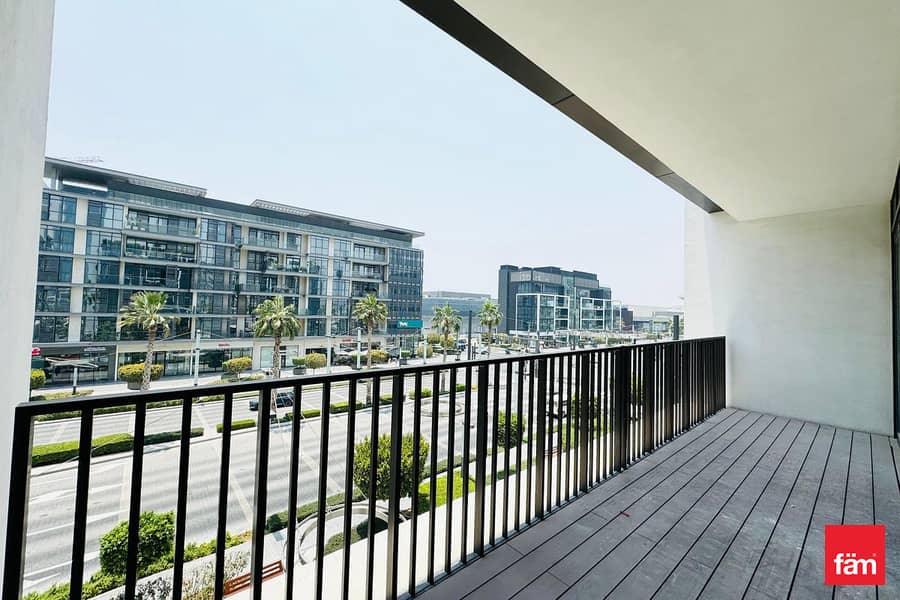 Refined 3BR | Heart of the City | Boulevard Vista - Image 20