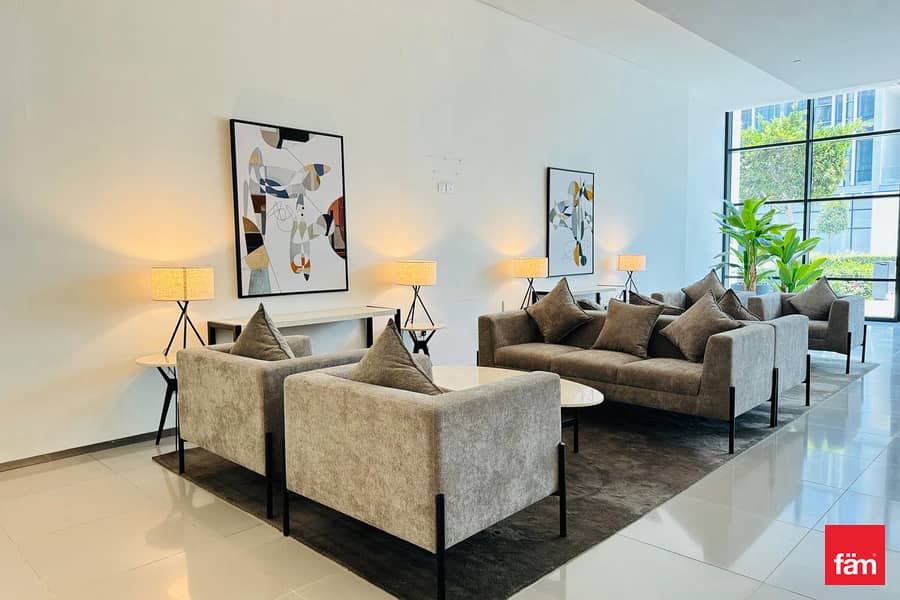 Refined 3BR | Heart of the City | Boulevard Vista - Image 26