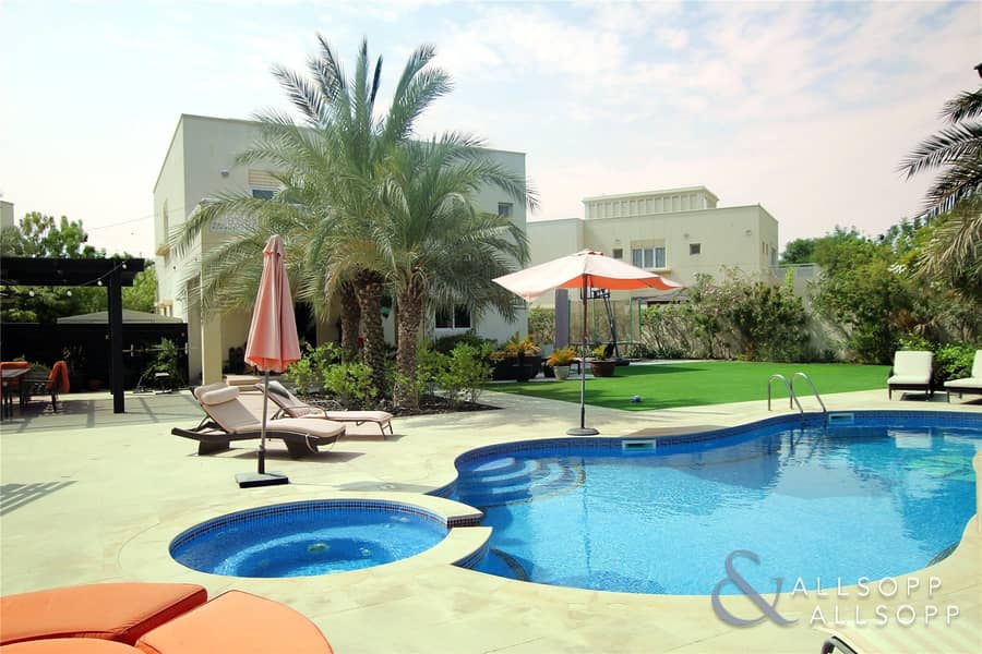 Exclusive 4BR | Private Pool | 13567 Plot