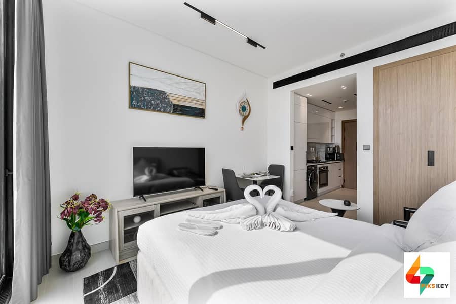 ALL INCLUSIVE & NO EXTRA CHRAGES! Brand New w/ Smart Home Technology System - Image 6