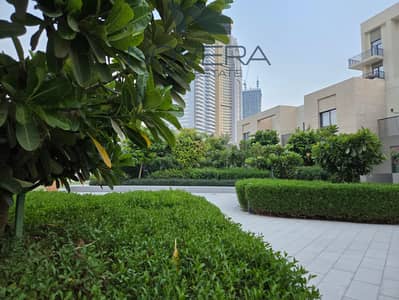 2 Bedroom Flat for Sale in Al Khan, Sharjah - ٢٠٢٥٠٩٠٩_١٨٢٦٠٩. jpg