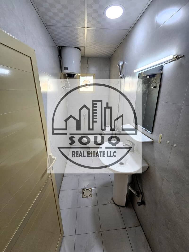 11 bathroom unit 11. jpg