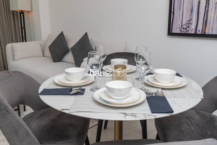 Charming Pool View | Premium Facilities | Modern - Image 21