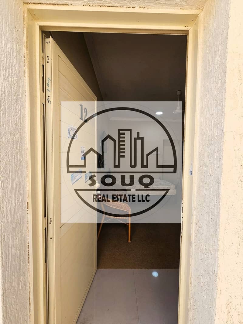 3 Entrance2. jpg