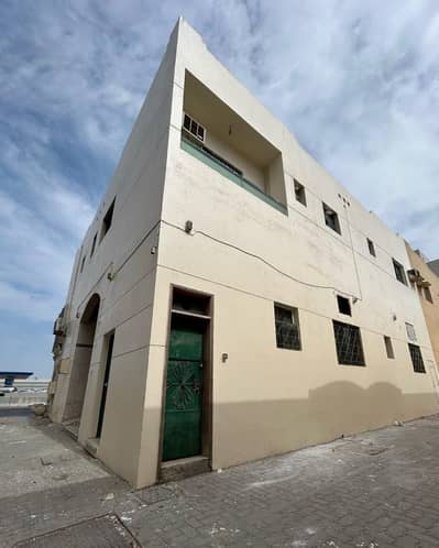 4 Bedroom Building for Sale in Muwaileh, Sharjah - 96bd0b31-bd58-4285-af82-4f439cae6986. jpg