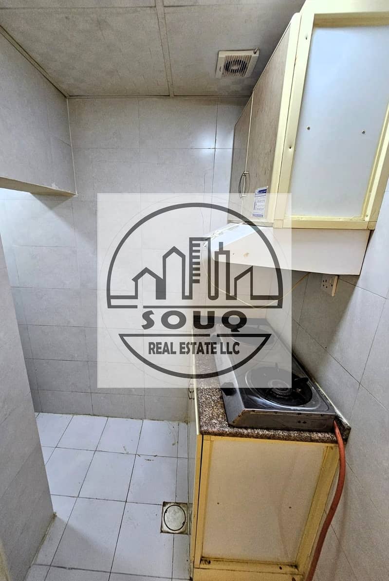 8 kitchen unit 6. jpg