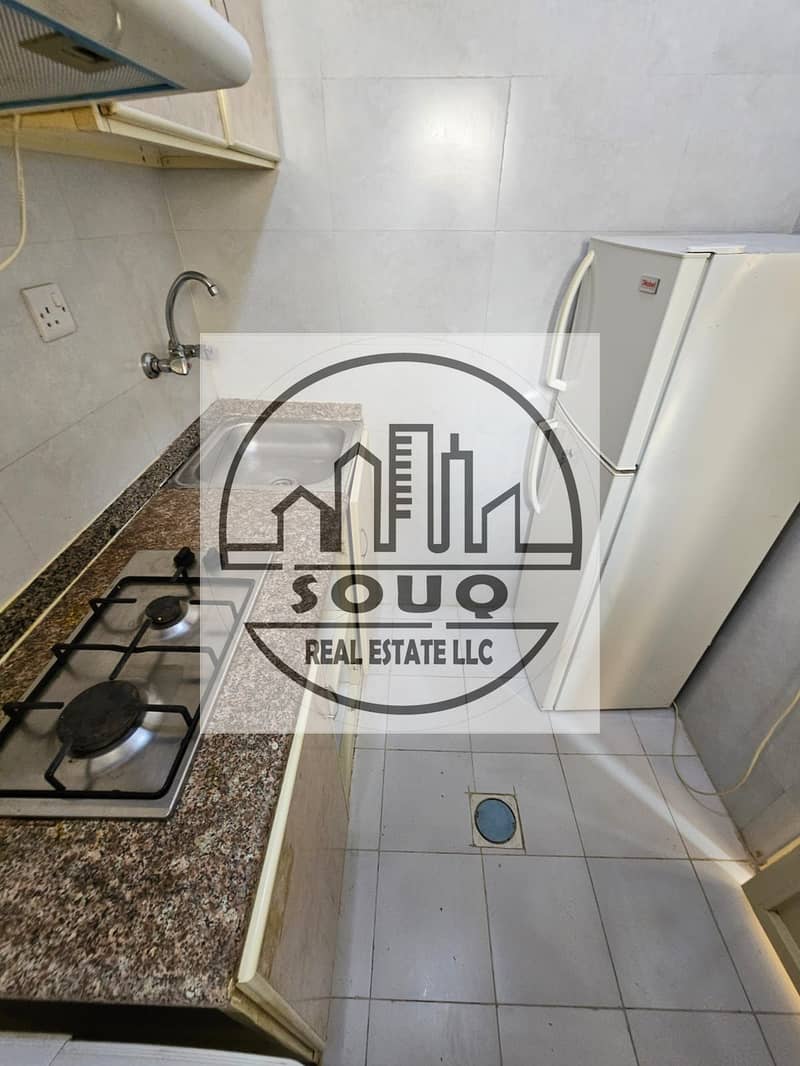 9 kitchen3 unit 2. jpg