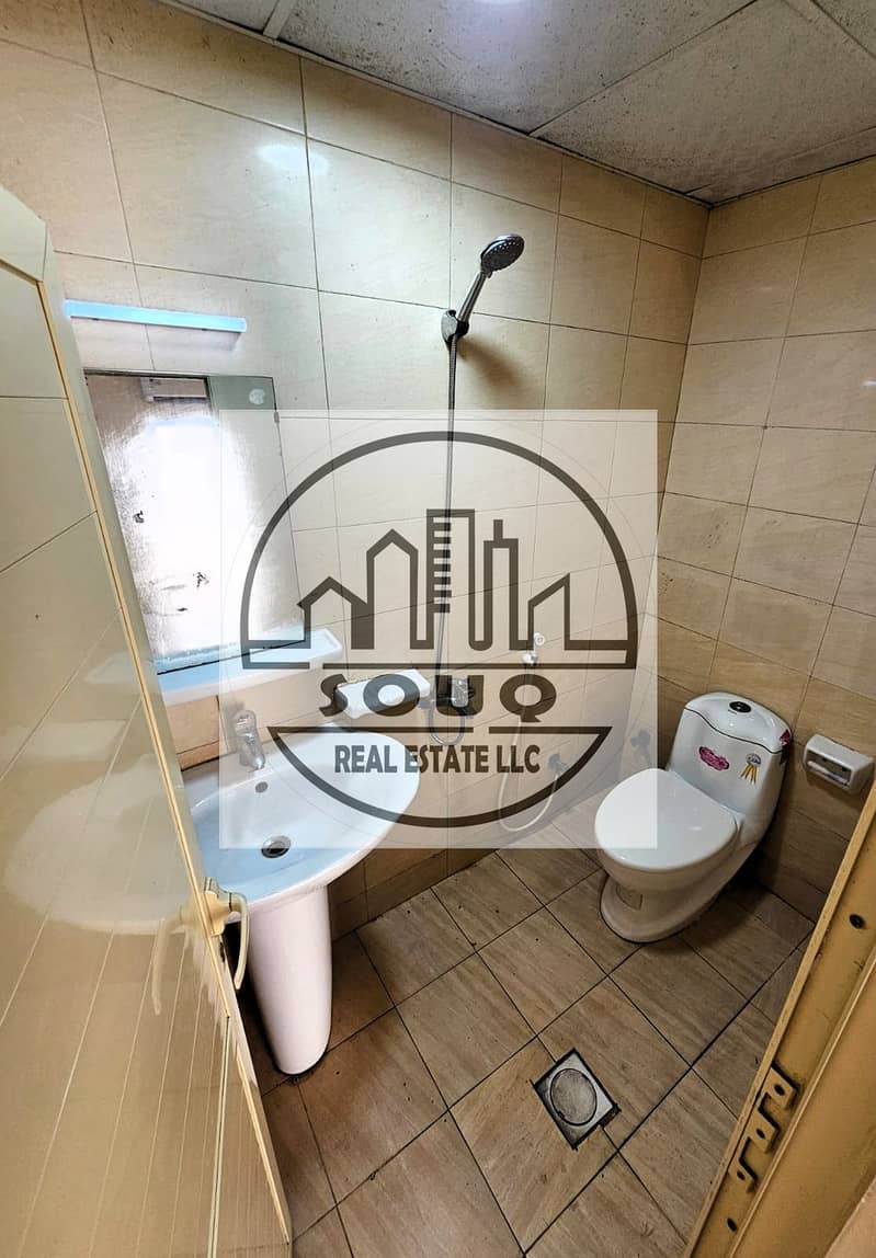 10 bathroom1 unit 2. jpg