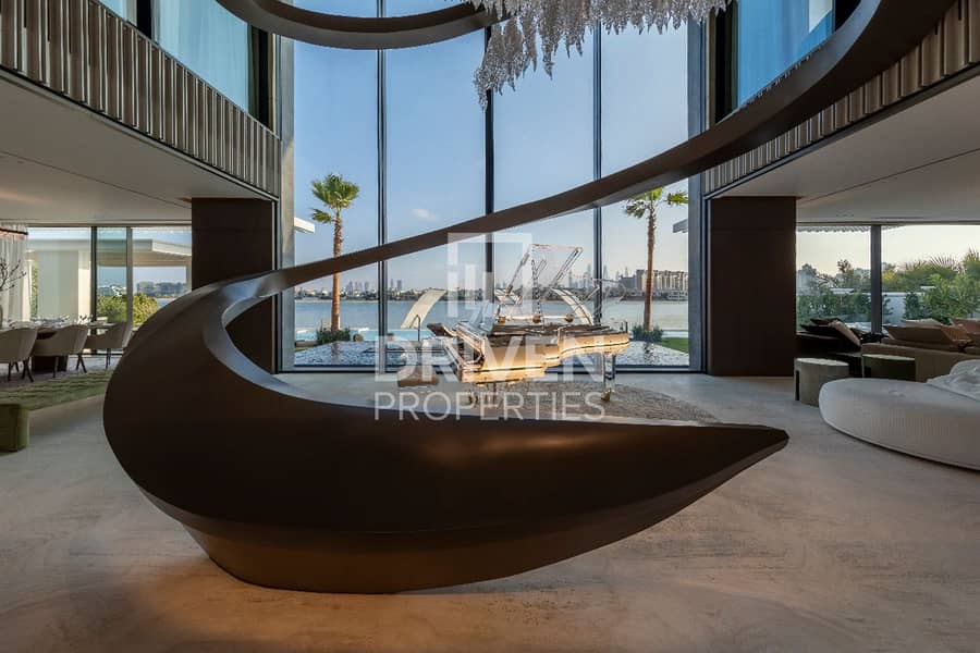 Fully Furnished | Vacant | Luxury Living