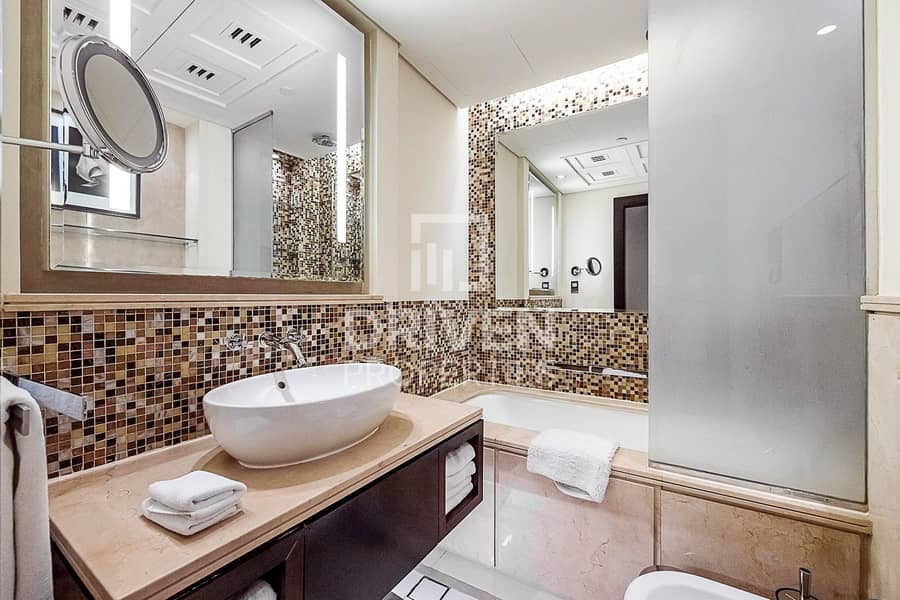 High floor Unit with Boulevard View | Balcony - Image 12