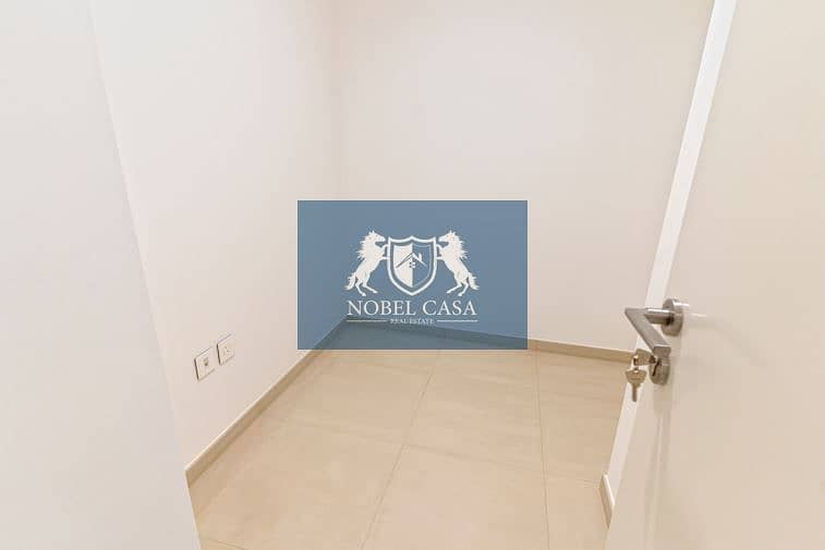 Burj Khalifa View | Large Layout | Unfurnished - Image 13