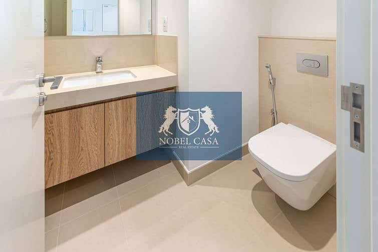 Burj Khalifa View | Large Layout | Unfurnished - Image 15