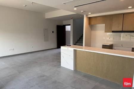 3 Bedroom Townhouse for Rent in Dubailand, Dubai - back to back , 1 min to swimming pool , call now