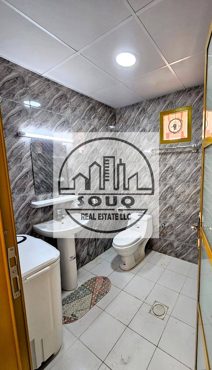 17 bath2. jpg