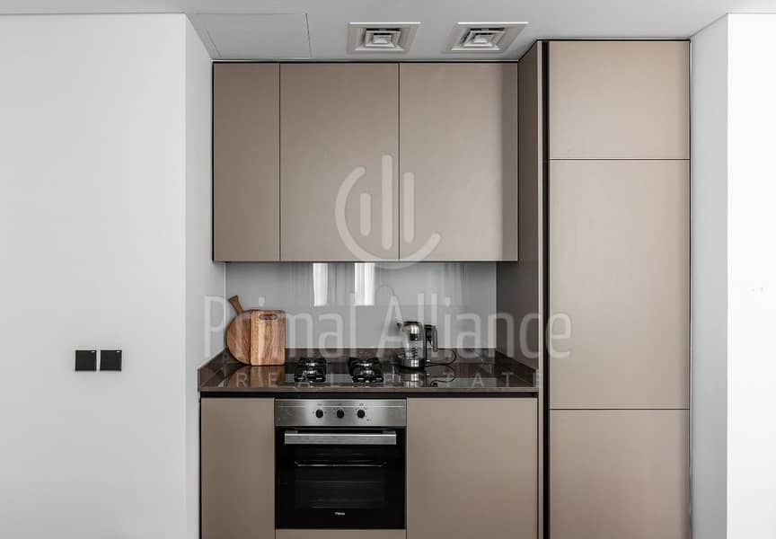 Fully Furnished | Designer 1Br | Prime Area