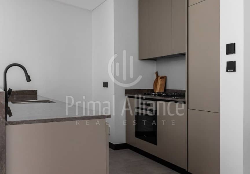 Fully Furnished | Designer 1Br | Prime Area - Image 7