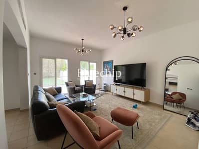 3 Bedroom Villa for Rent in The Lakes, Dubai - Spacious Layout | Backyard | Covered Parking