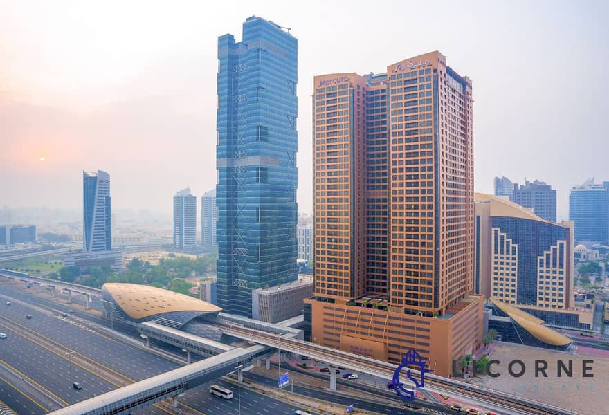 City / Skyline View | Family-friendly | Versatile - Image 9