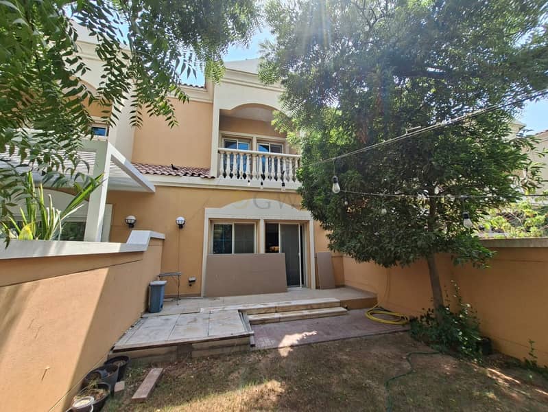 Lush Green Garden| With White Goods| Next to Park - Image 15