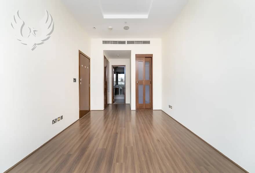 Vacant | 3br + maid | Sea View - Image 8