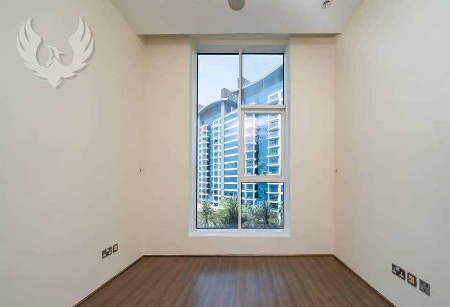 Vacant | 3br + maid | Sea View - Image 9