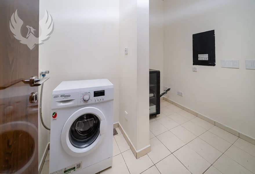 Vacant | 3br + maid | Sea View - Image 18