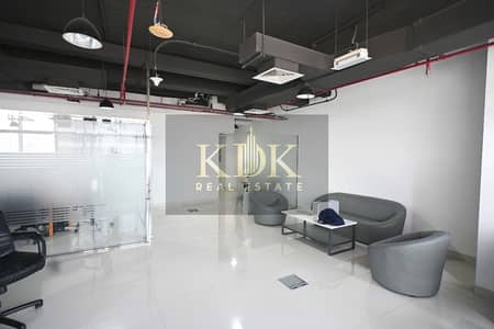 مکتب  للايجار في أبراج بحيرات الجميرا، دبي - IMG-20250917-WA0244. jpg