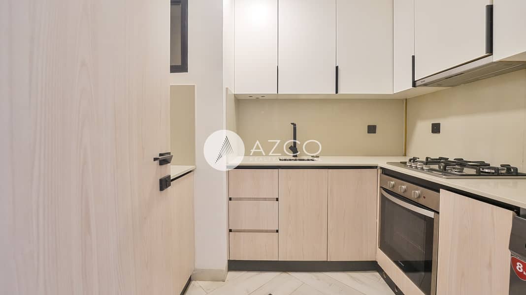 Spacious Layout | Ready to Move | Good Location - Image 20