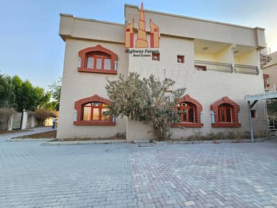فیلا 6 غرف نوم للايجار في موافجة، الشارقة - 20250510_172249. jpg