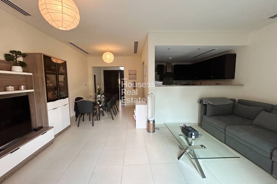 CORNER | VACANT | FURNISHED | 2BR UPGRADED