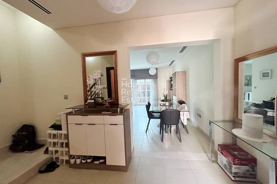 CORNER | VACANT | FURNISHED | 2BR UPGRADED