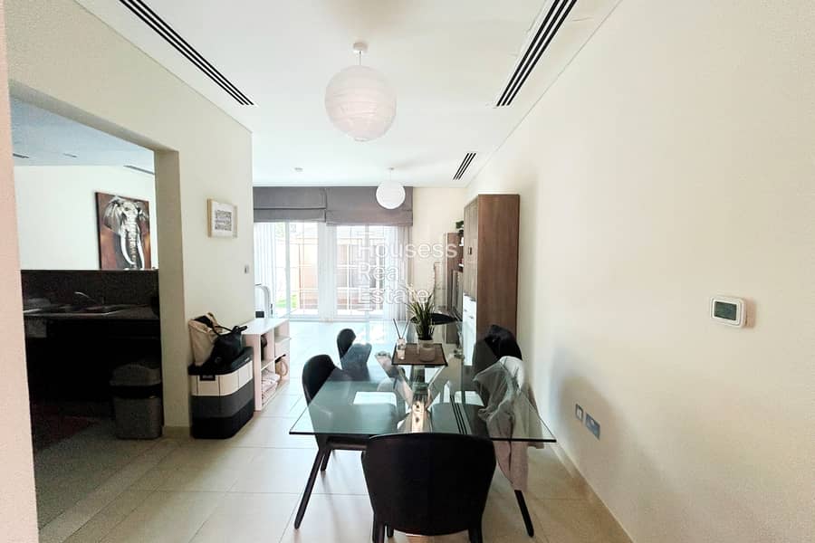 CORNER | VACANT | FURNISHED | 2BR UPGRADED - Image 6