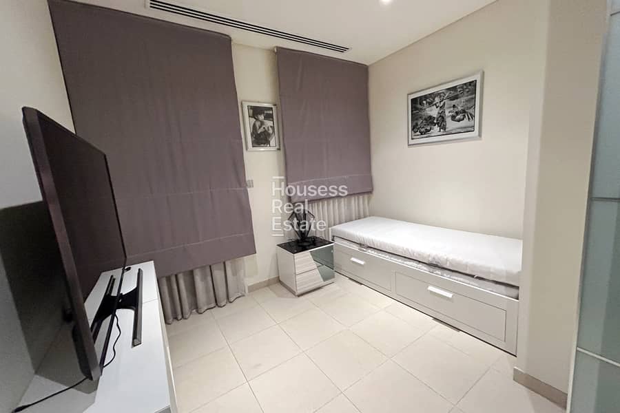 CORNER | VACANT | FURNISHED | 2BR UPGRADED - Image 12