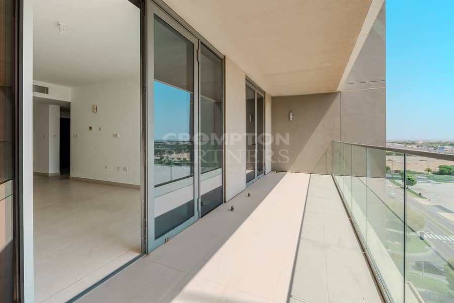 Private Beach Access | High Floor | Classy Apt