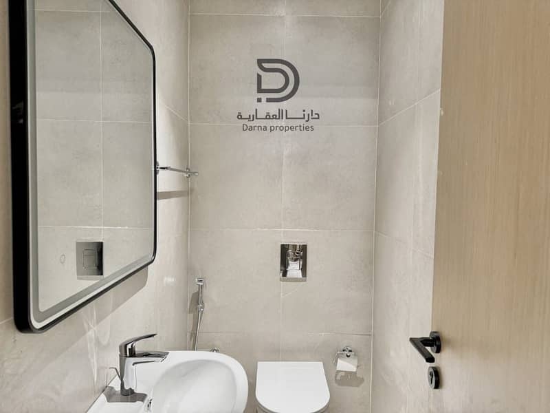 9 9d8a13ab-bc8d-41a0-a1ca-0aa9d411160b. jpg