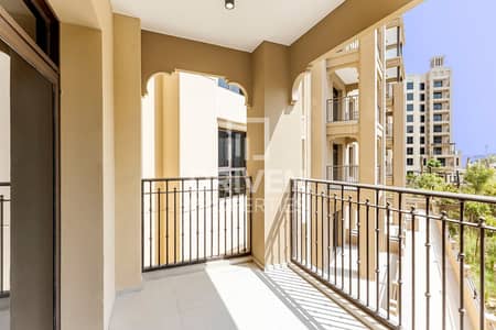 2 Bedroom Apartment for Sale in Umm Suqeim, Dubai - Ready To Move in | Park and Community View