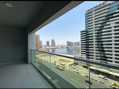 1 Bedroom Apartment for Rent in Business Bay, Dubai - Canal Views | Modern Interiors | Private Balcony