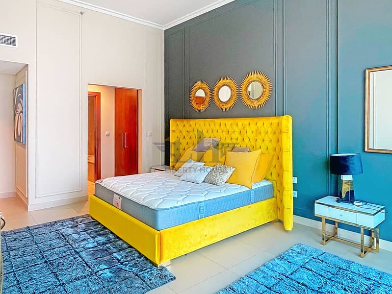 Burj Khalifa View | Unfurnished | Sky Collection