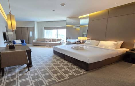 Studio for Rent in Bur Dubai, Dubai - Furnished | Spacious | Prime Location | Vacant
