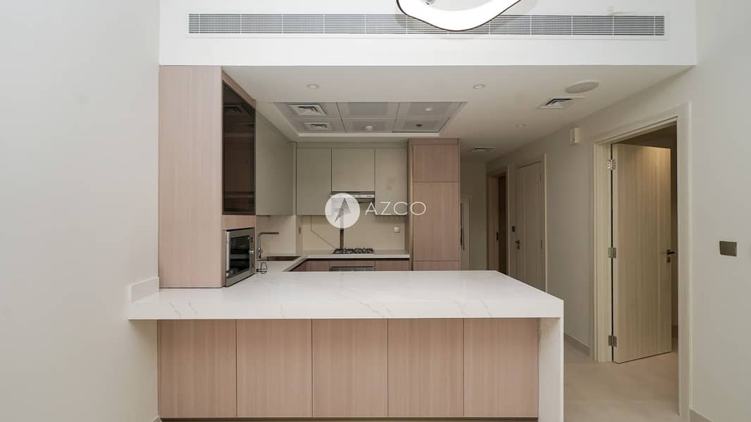 Spacious Layout | Ready to Move | Pool View - Image 8