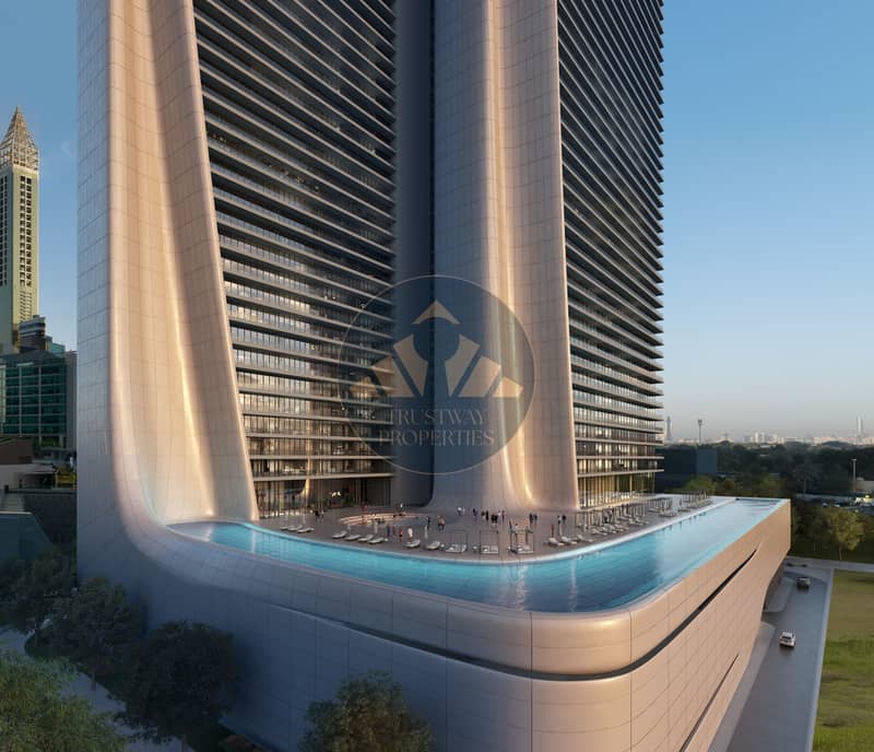 3 podium pool corner. jpg